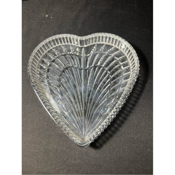 Signed Waterford Cut Crystal Heart Shaped Tray - Picture 6 of 6